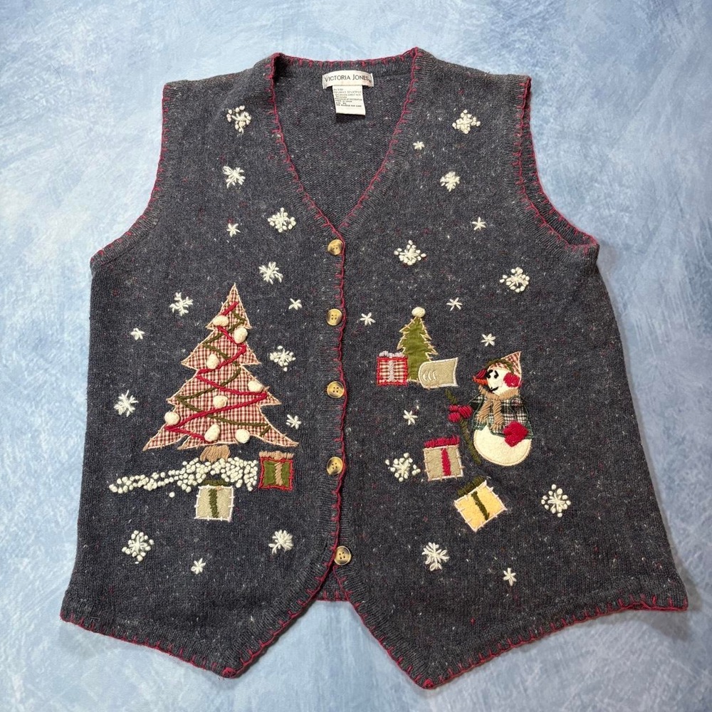 Vintage Christmas sweater vest with snowman and tree design fall essentials